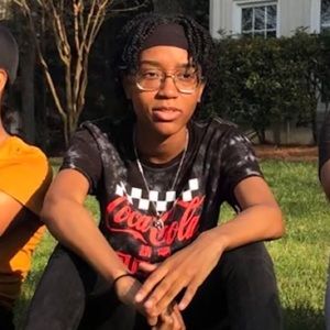 Meet your Posher, Raenell